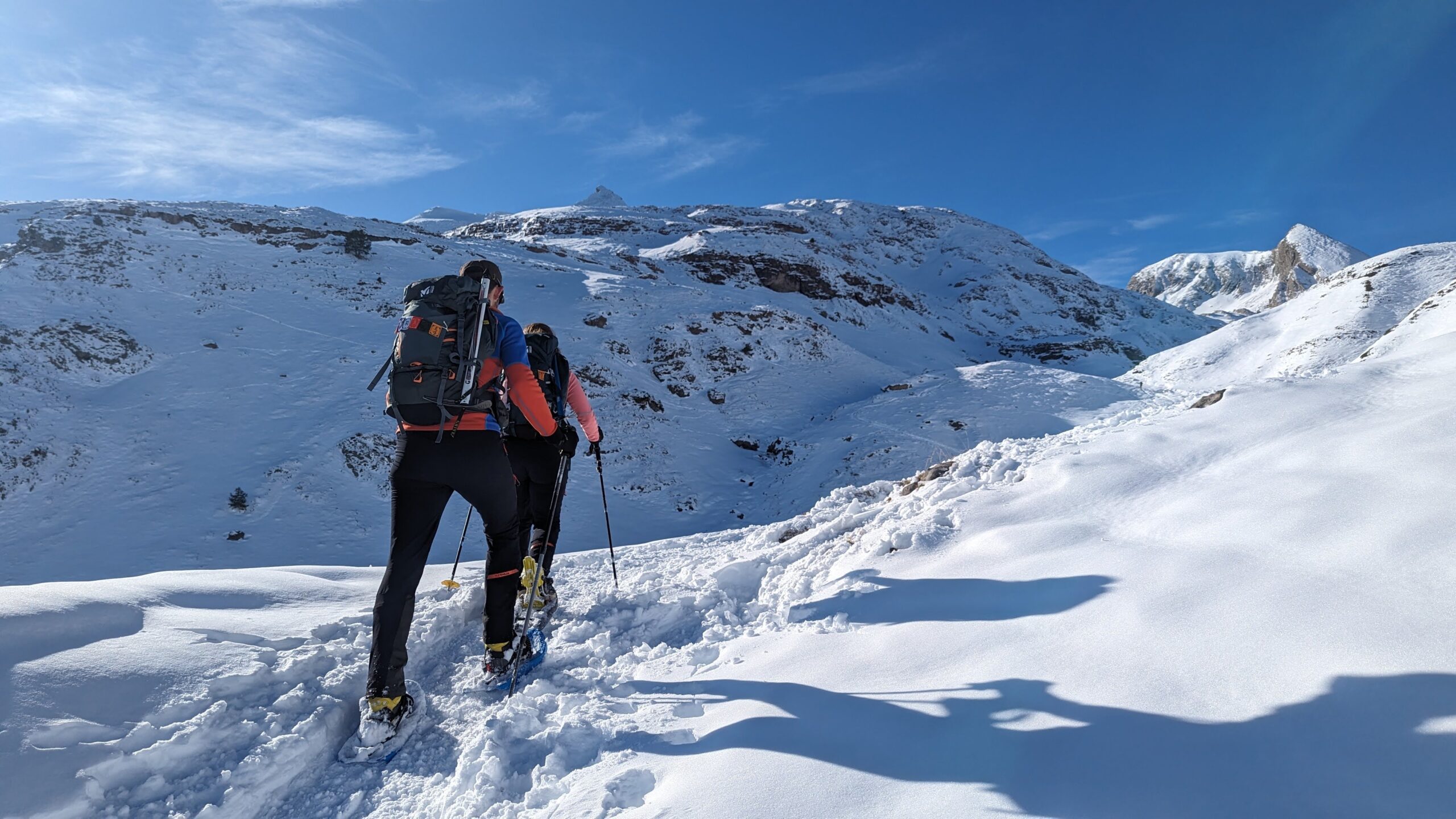 Ruta en raquetas de nieve: una gran experiencia familiar