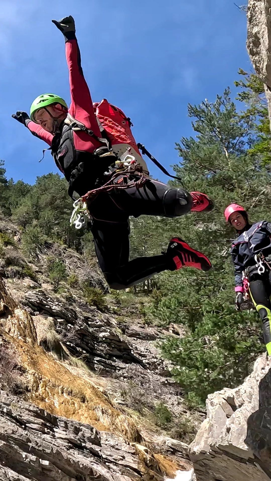 GX010437_NlwZELdZaraPw_0_1681920557388 (1)